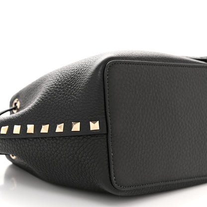 Valentino Garavani Grained Calfskin Rockstud Bucket Bag Black 8 of 9