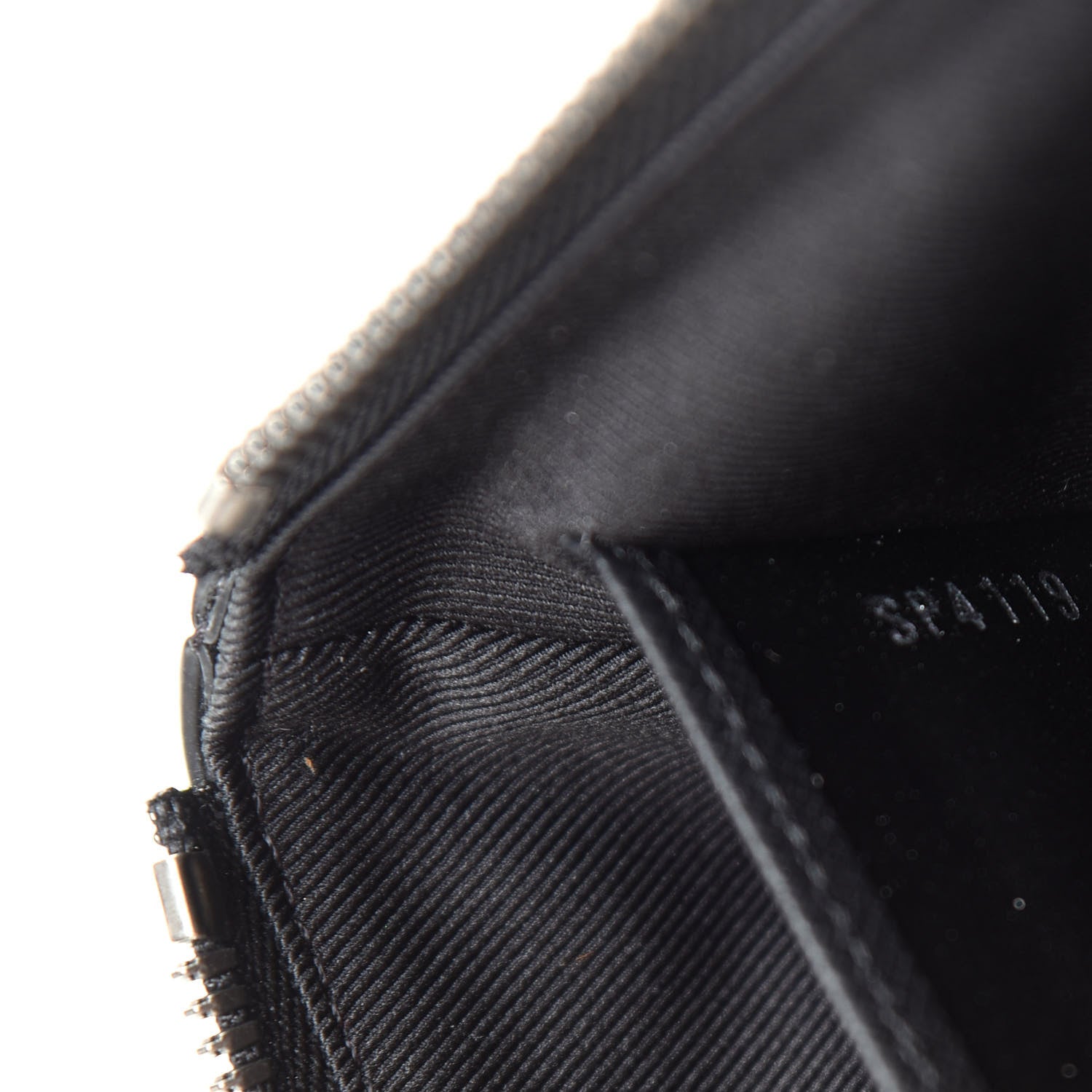 Louis Vuitton Monogram Eclipse Discovery Pochette 7 of 8