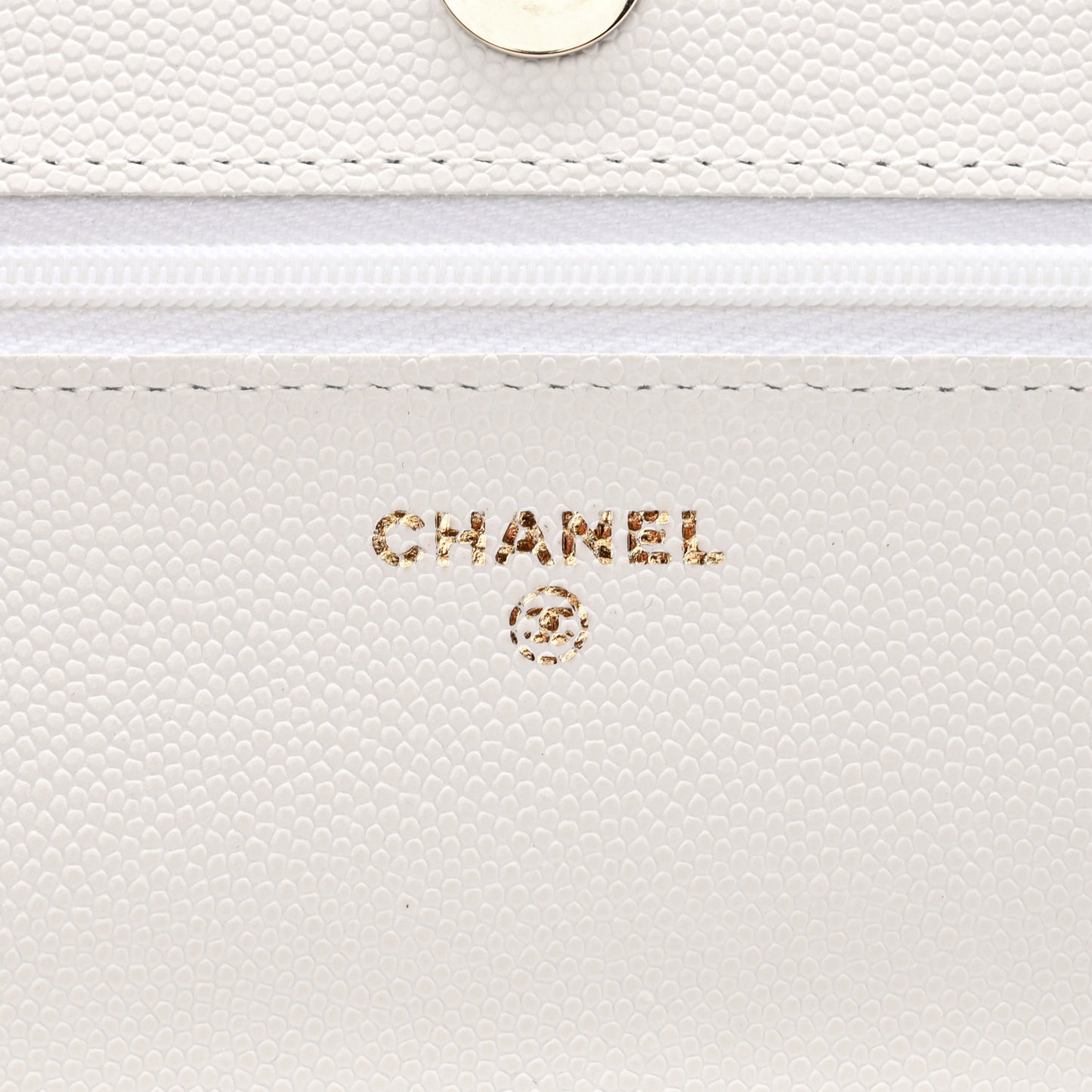 Caviar Quilted Wallet On Chain WOC White
