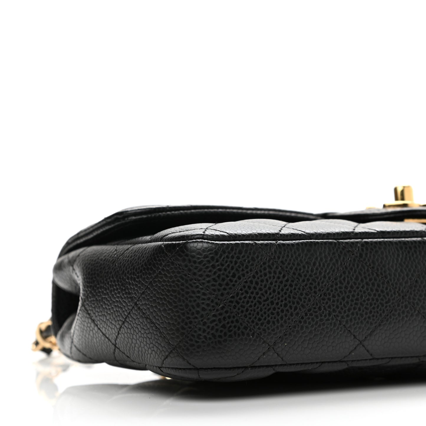 Caviar Quilted East West Flap Black