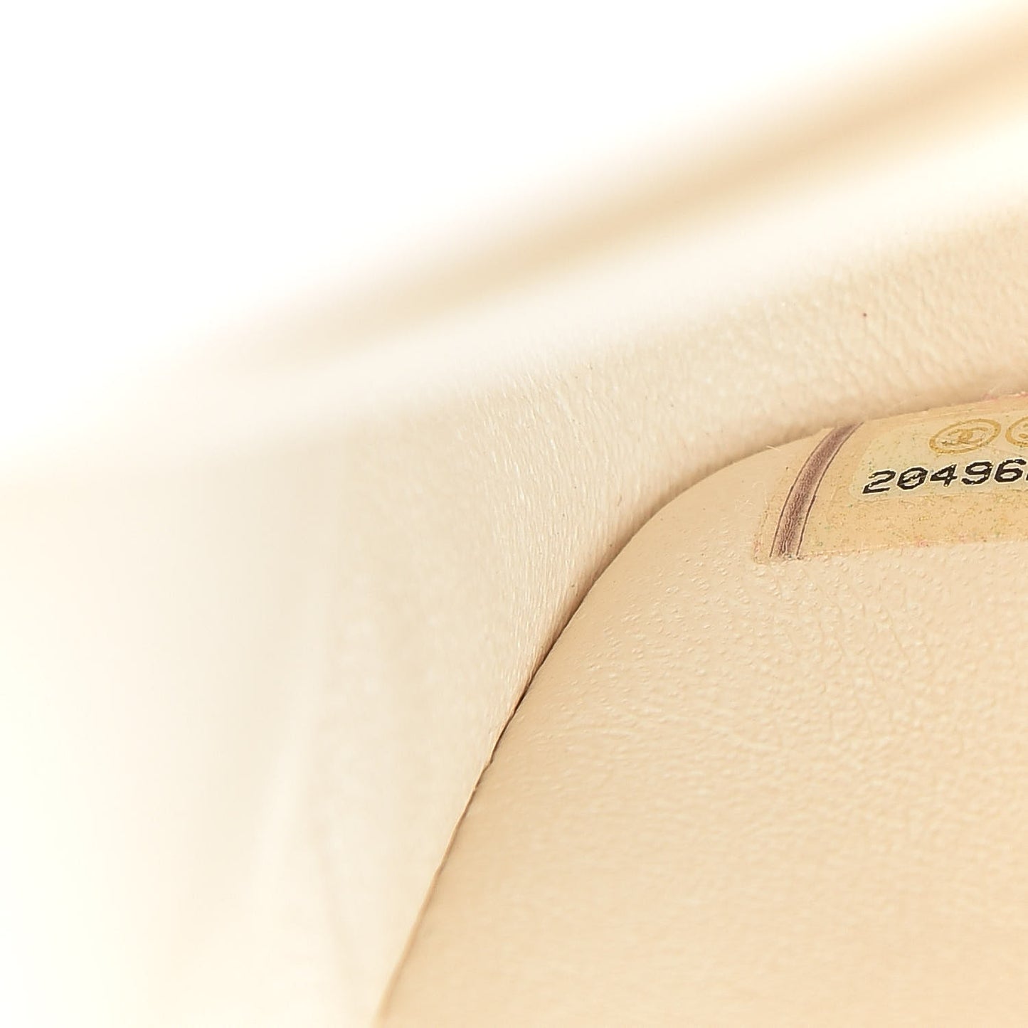 Pearly Caviar Quilted Jumbo Double Flap Dark White
