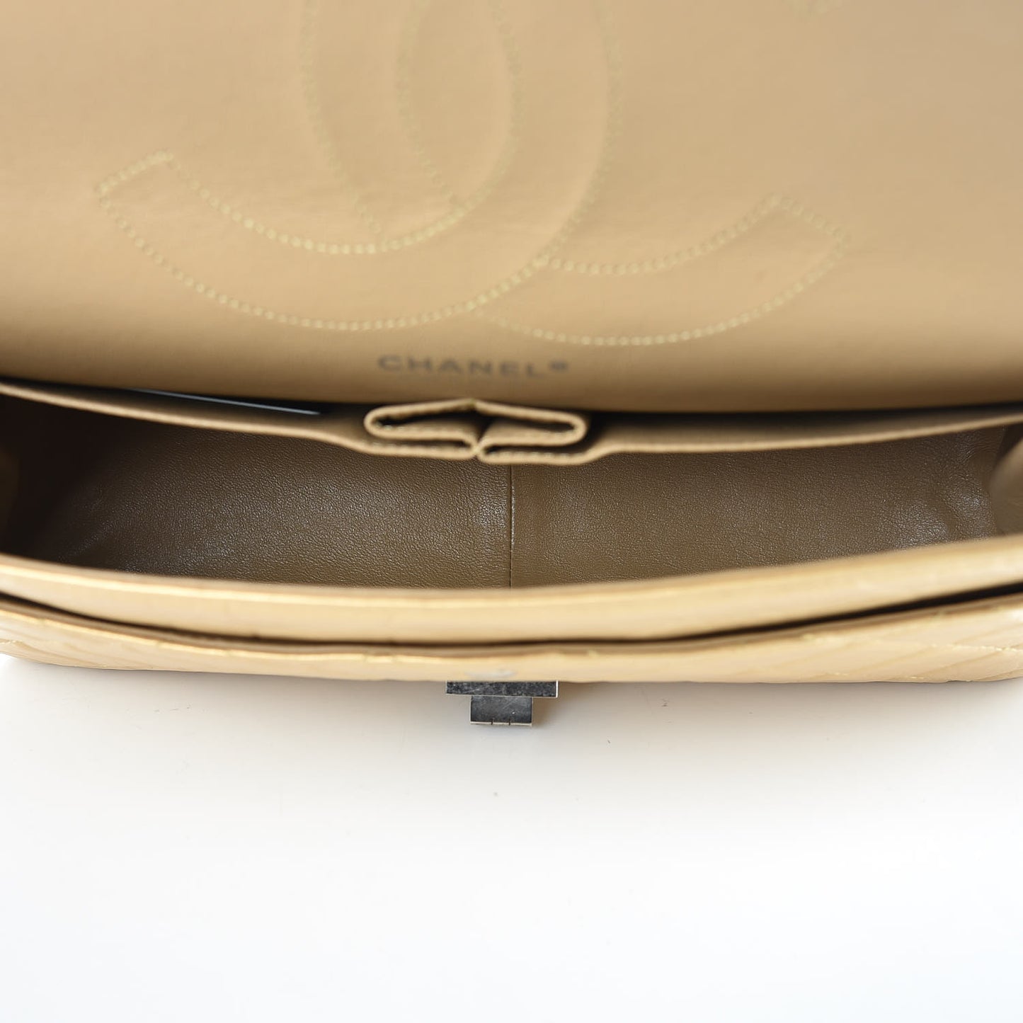 Metallic Aged Calfskin Quilted 2.55 Reissue 227 Flap Gold