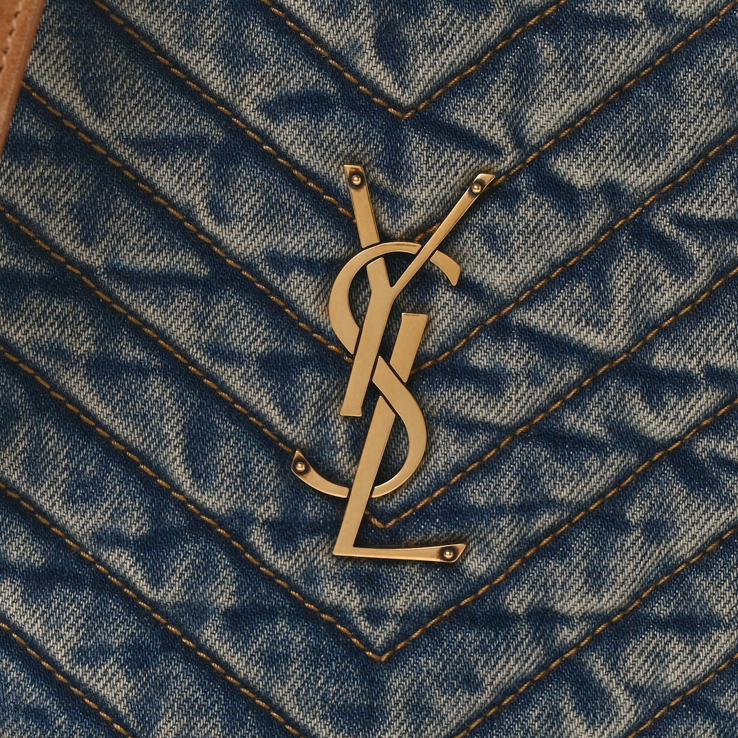 Denim Matelasse Chevron Quilted Round Vinyle Camera Bag Rodeo Blue Cinnamon