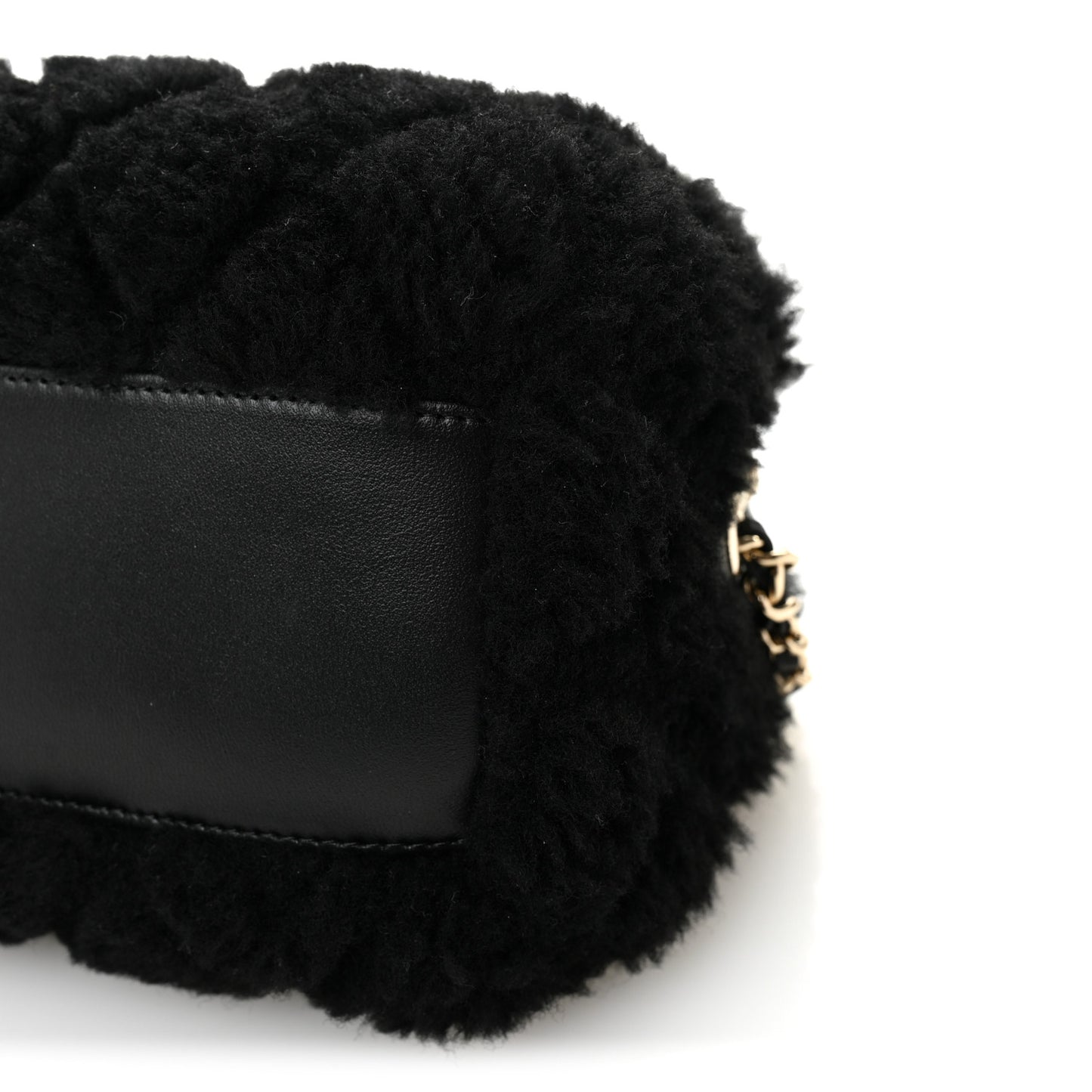 Shearling Quilted Barrel Clutch With Chain Black