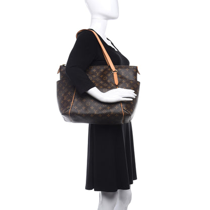 Louis Vuitton Monogram Totally MM 2 of 8