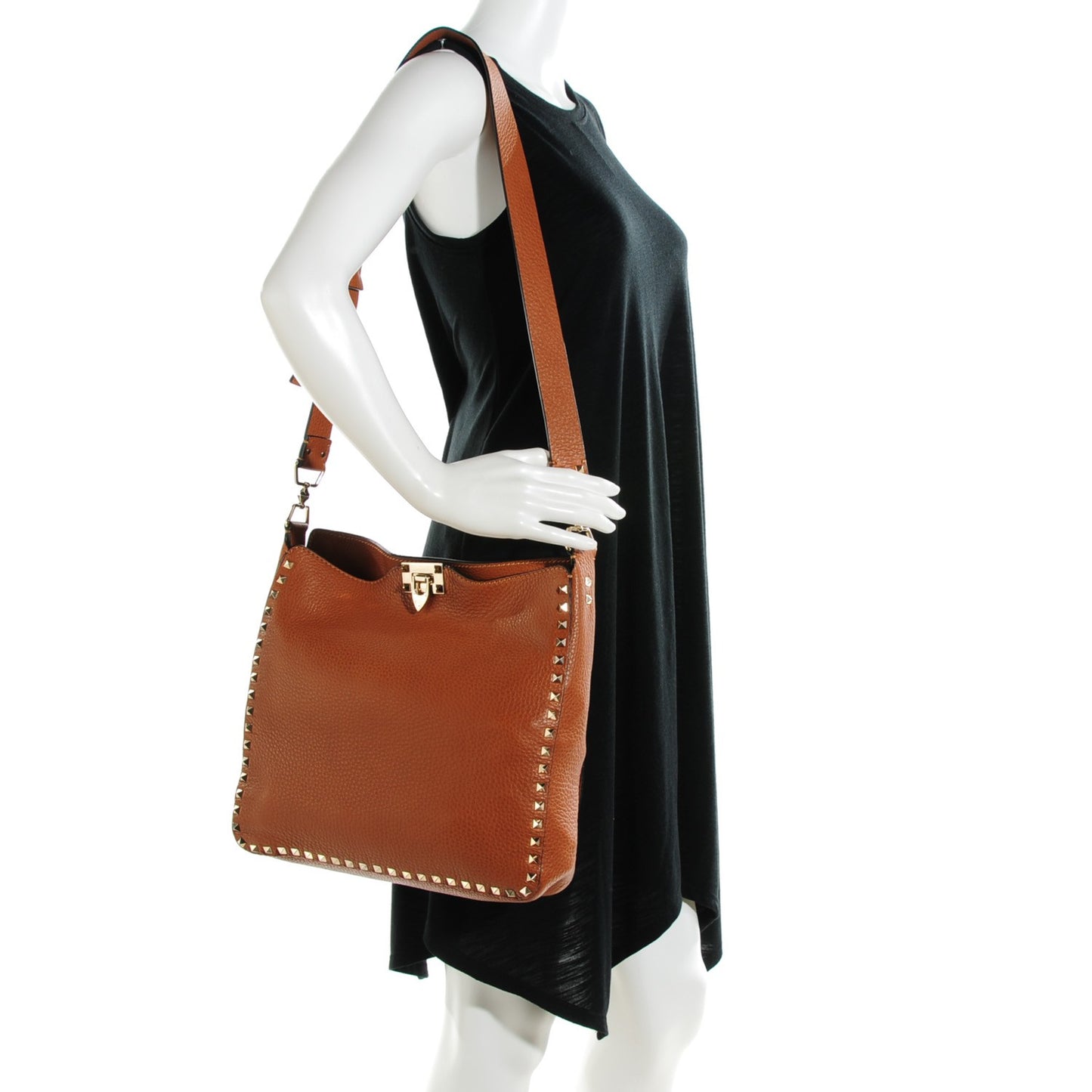 Pebbled Calfskin Large Rockstud Flip-Lock Messenger Bag Light Cuir
