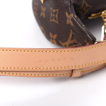 Louis Vuitton Monogram Bumbag 10 of 12