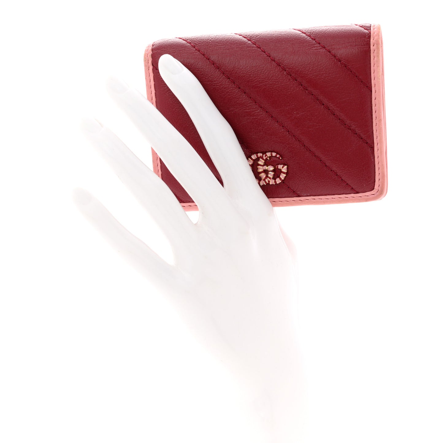 Azalea Calfskin Enamel Matelasse Diagonal Torchon GG Marmont Card Case New Cherry Red Wild Rose
