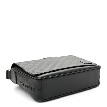 Louis Vuitton Damier Infini District PM Onyx 4 of 9