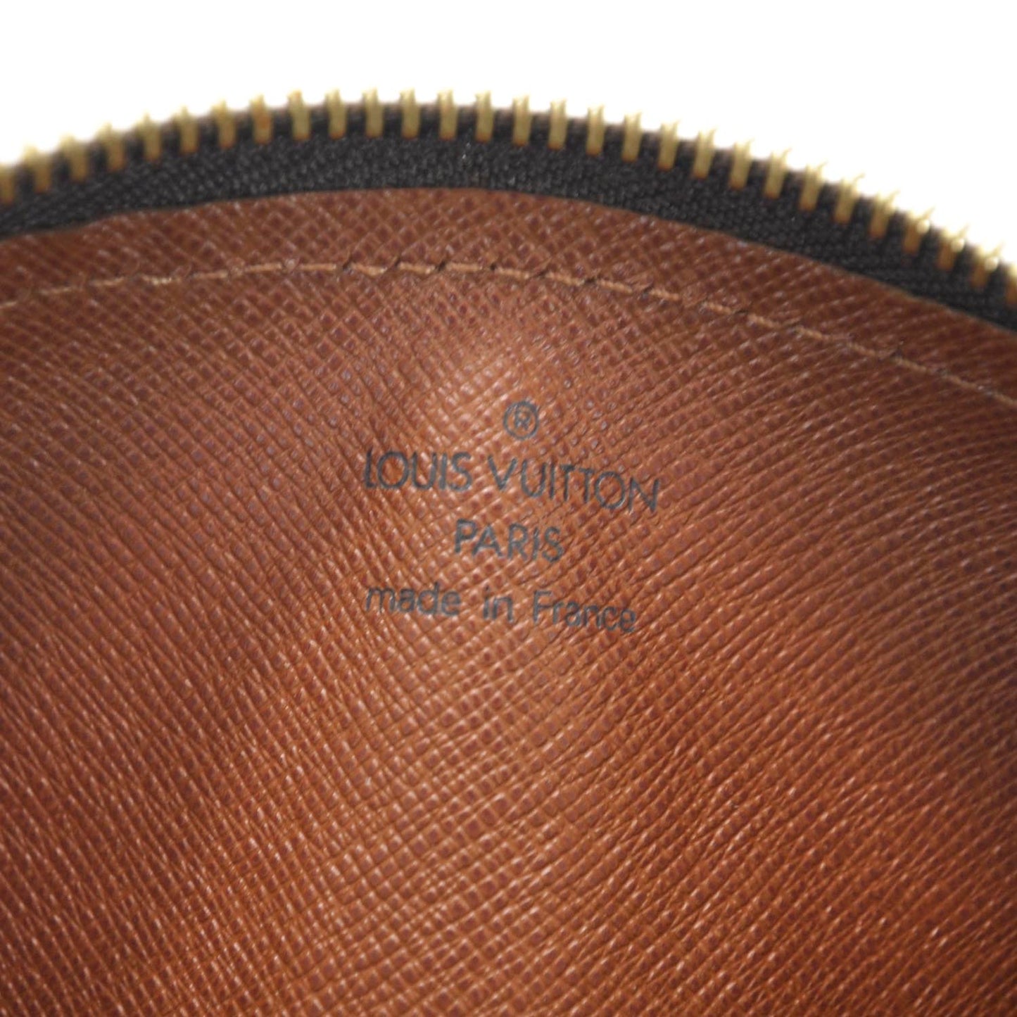 Monogram Papillon 19