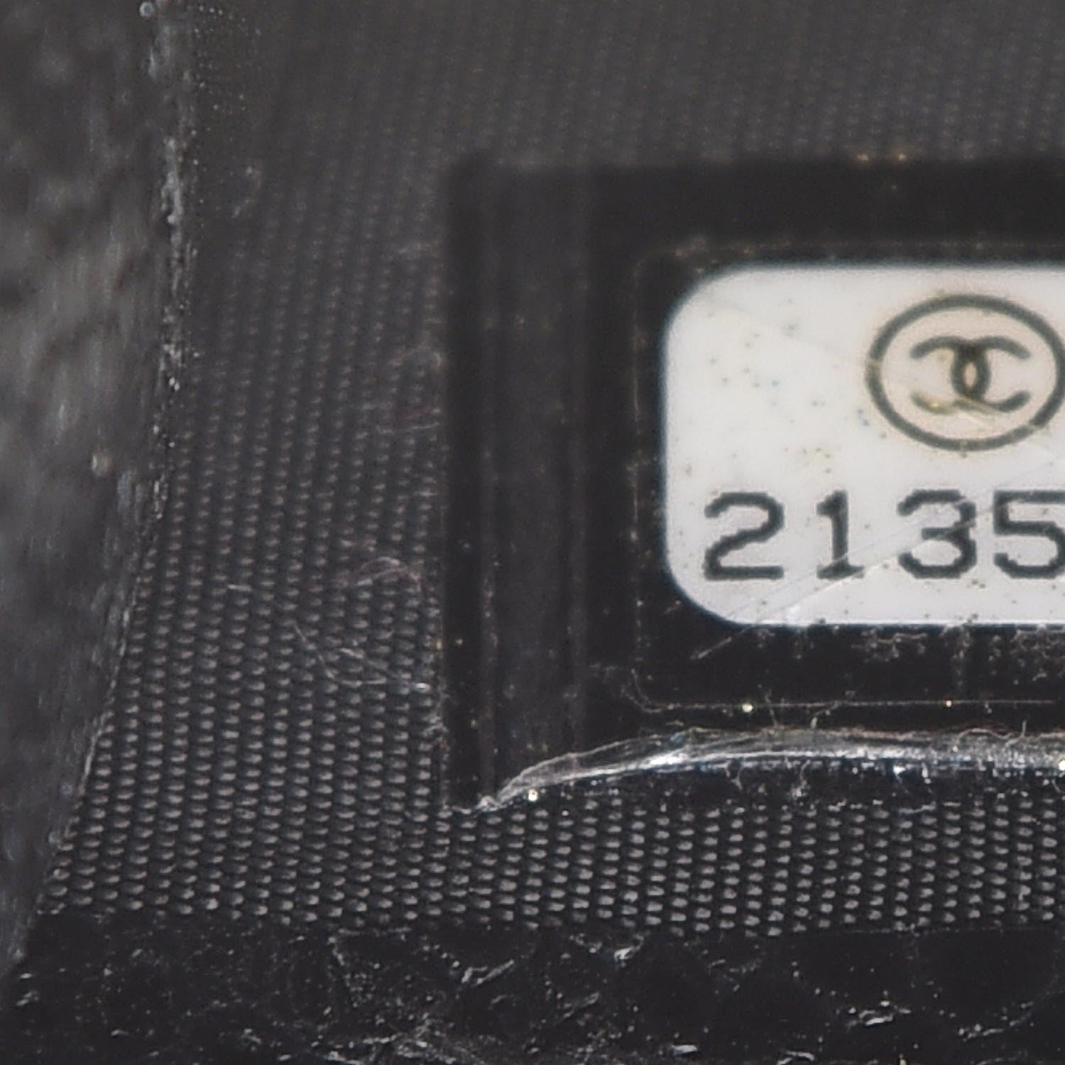 Chanel Caviar Quilted Card Holder Black 8 of 9