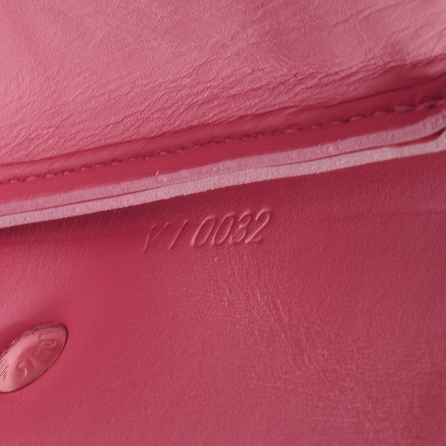 Louis Vuitton Vernis Lexington Fleurs Pochette Pink 7 of 7
