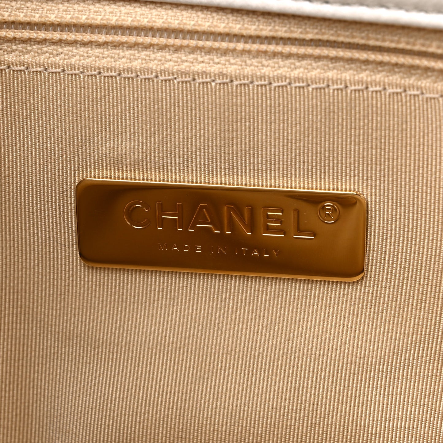 Goatskin Quilted Medium Chanel 19 Flap White
