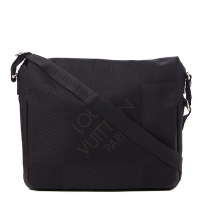 Louis Vuitton Damier Geant Messenger Bag Black 1 of 7