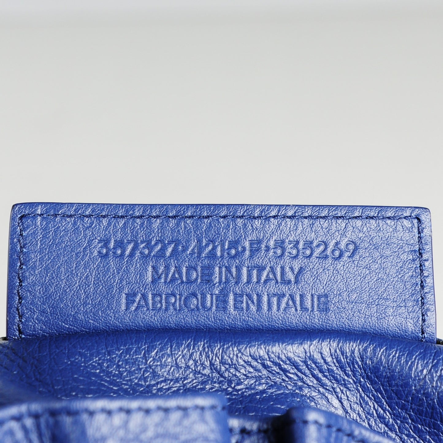 Veau Papier Classic Hardware Drop Bucket Bag Bleu