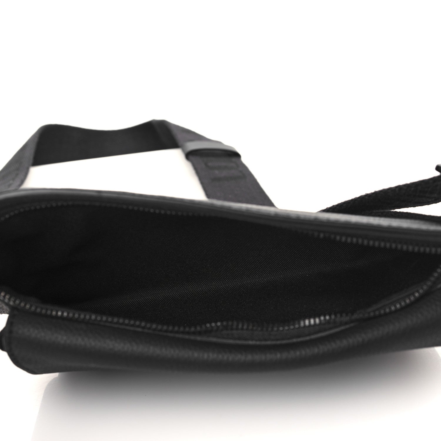 Louis Vuitton Grained Calfskin Aerogram Slingbag Black 5 of 7