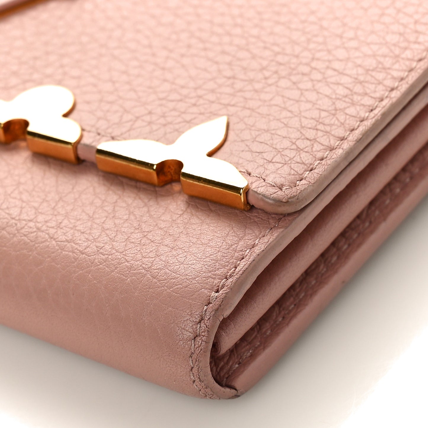 Taurillon Embellished Capucines Long Wallet Magnolia