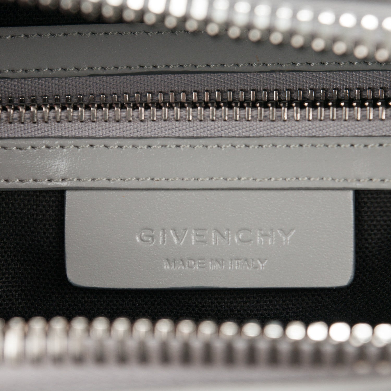 Givenchy Shiny Lord Calfskin Small Antigona Pearl Grey 6 of 7