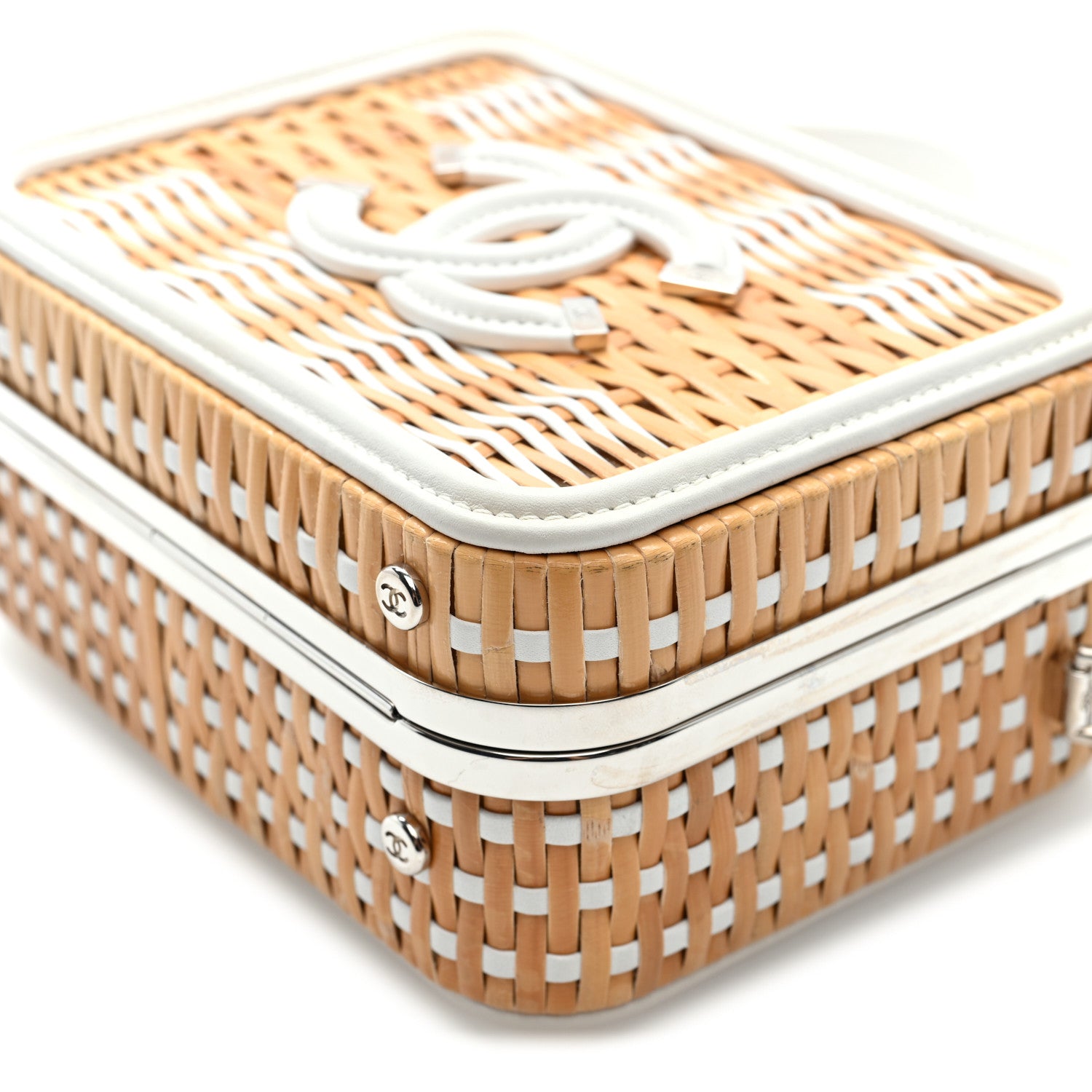 Chanel Raffia Patent Small CC Filigree Vanity Case White 10 of 11