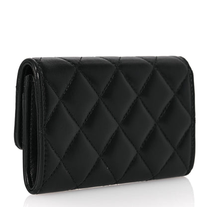 Chanel Lambskin Quilted Pearl CC Chanel Flap Card Holder Black 3 of 10