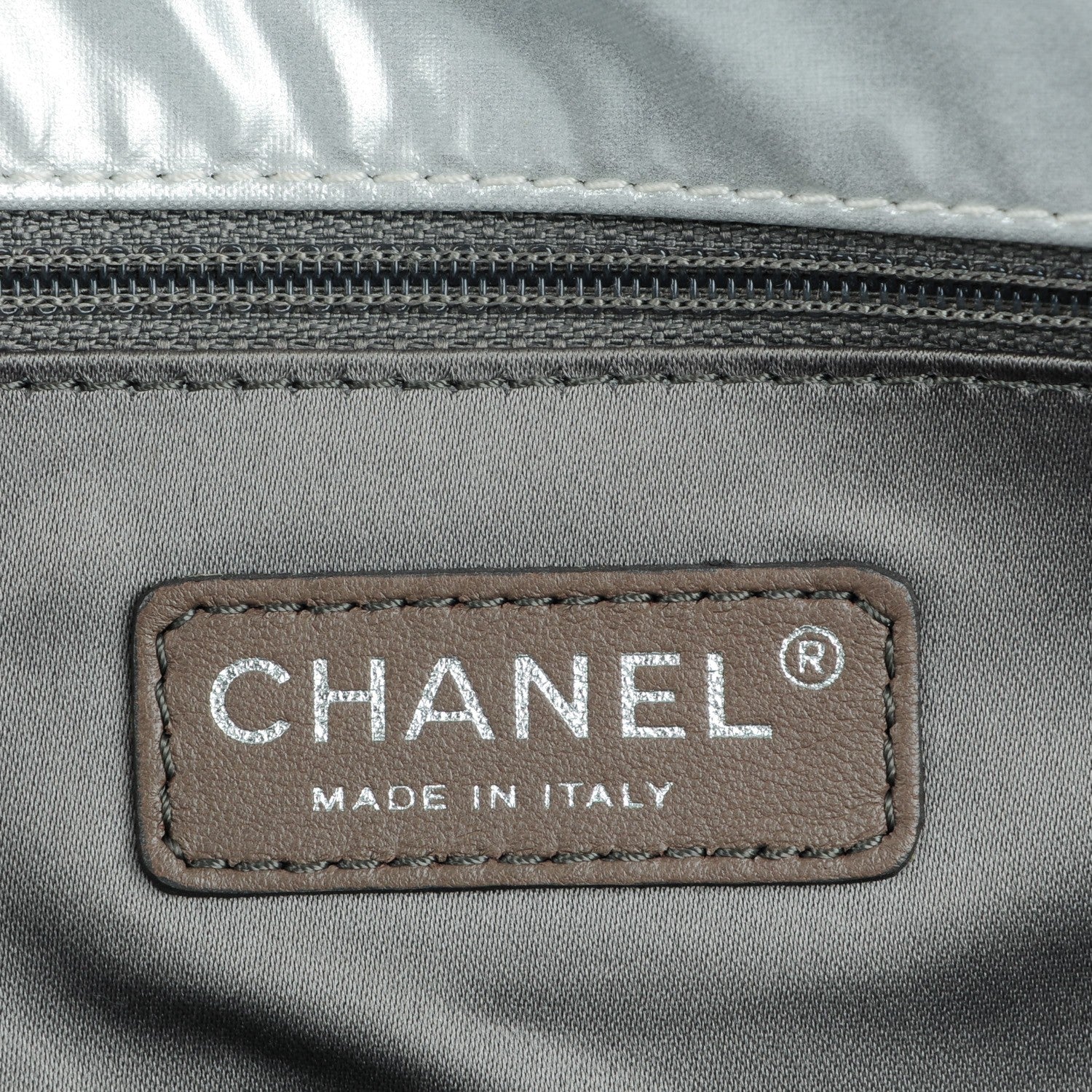 Chanel Vinyl Mohair Trimmed Accordion Arctic Polar Ice Flap Silver 6 of 7