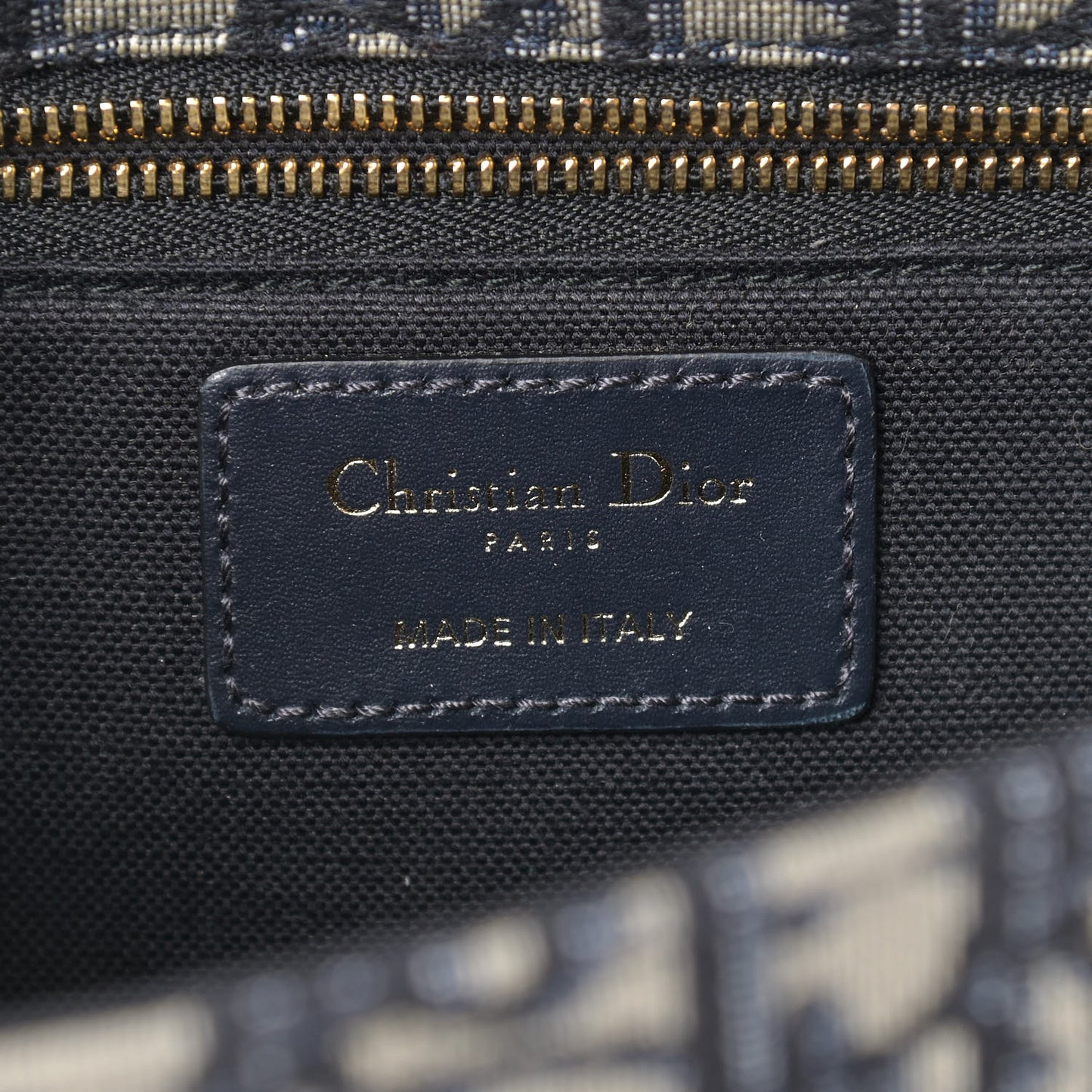 Oblique 30 Montaigne Flap Bag Blue