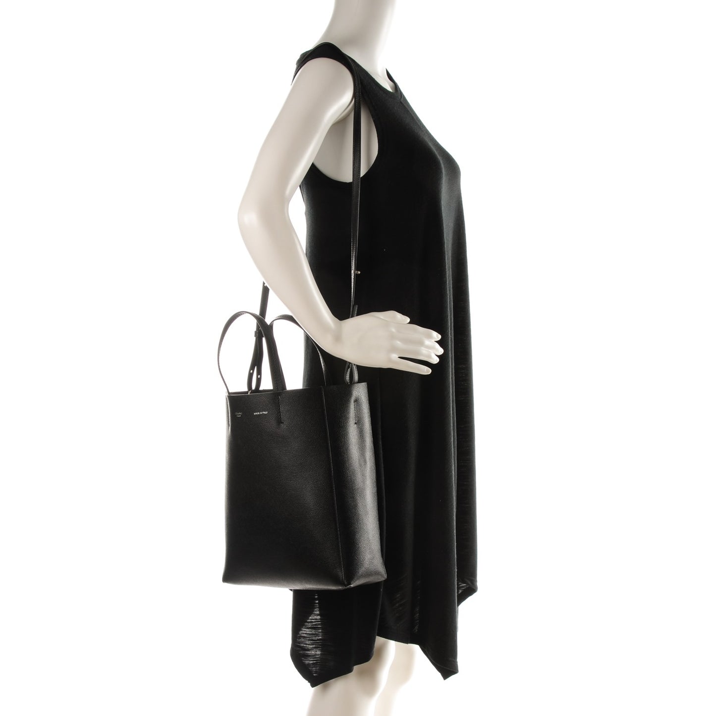 Grained Calfskin Small Vertical Cabas Black