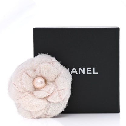 Chanel Fantasy Tweed Pearl Camellia Brooch Pink 5 of 5