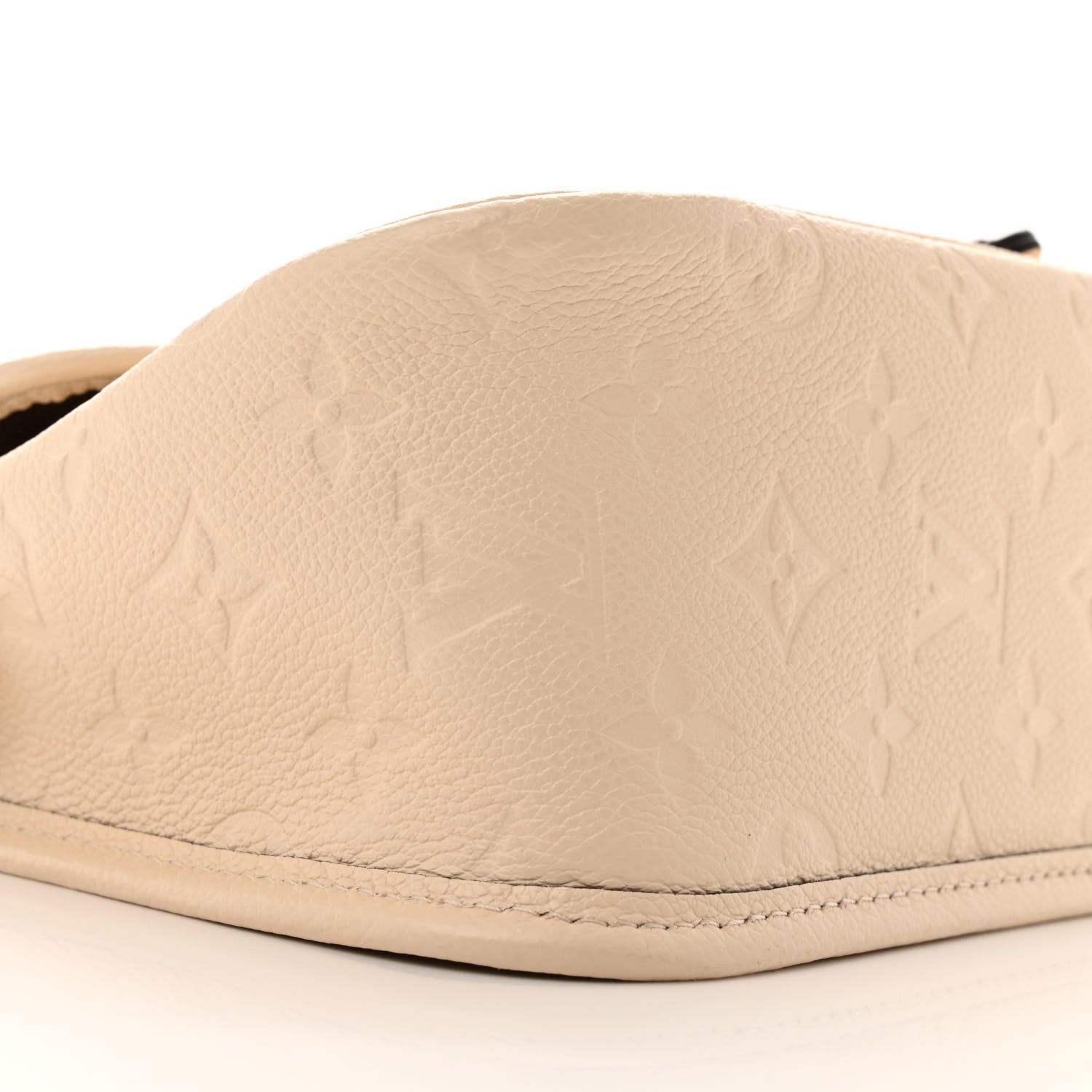 Louis Vuitton Empreinte Monogram Giant Diane Cream 8 of 12