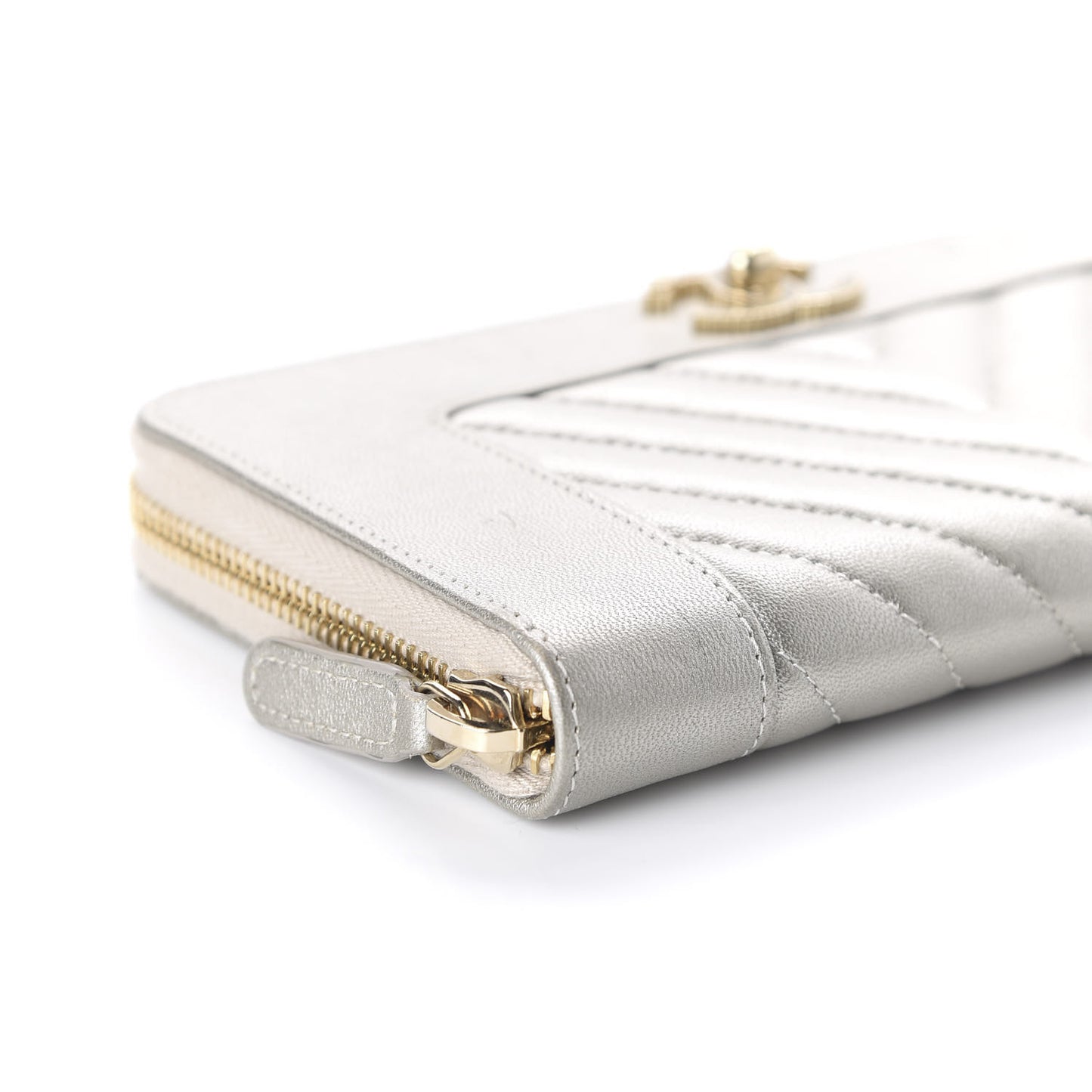 Metallic Sheepskin Quilted Mademoiselle Vintage Zip Around Wallet Light Gold