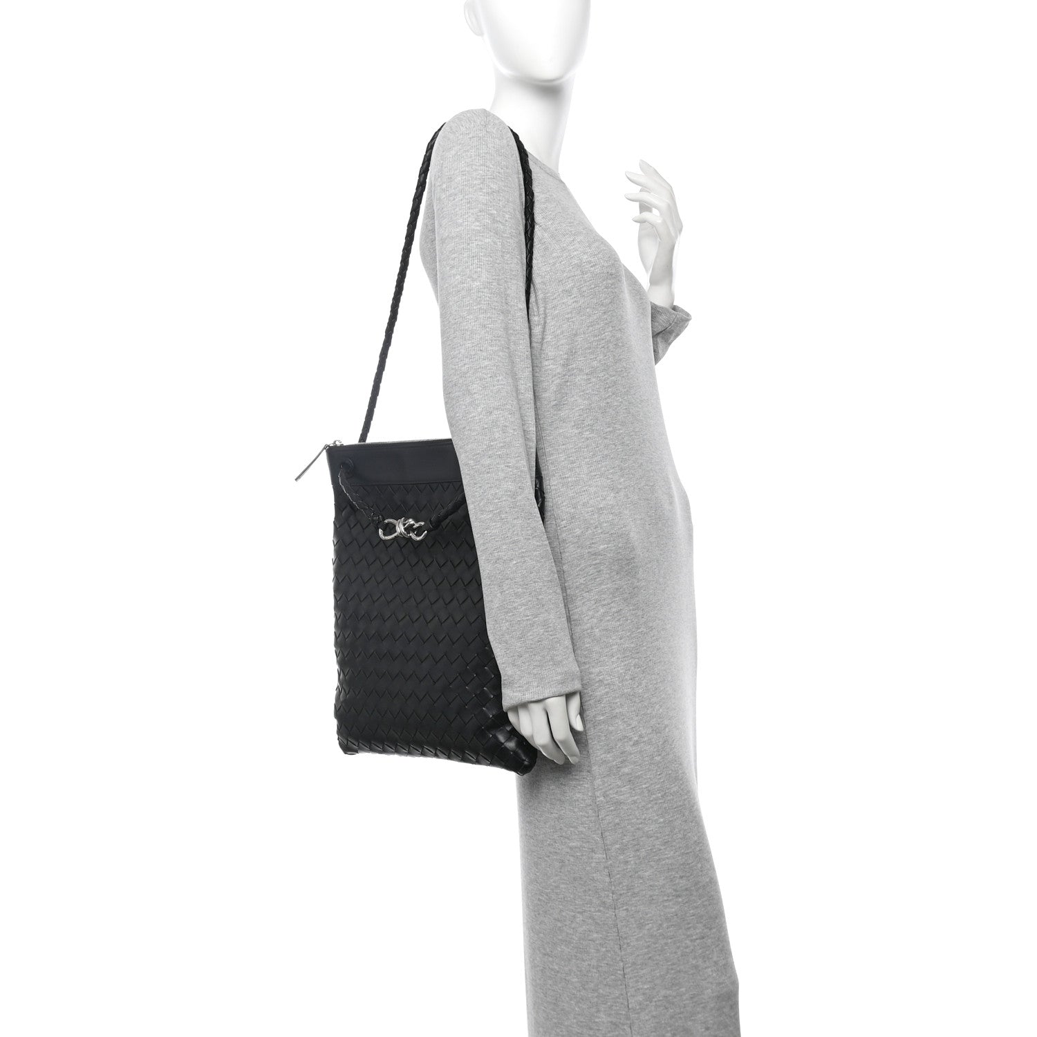 Bottega Veneta Nappa Intrecciato Andiamo Flat Messenger Black 2 of 11