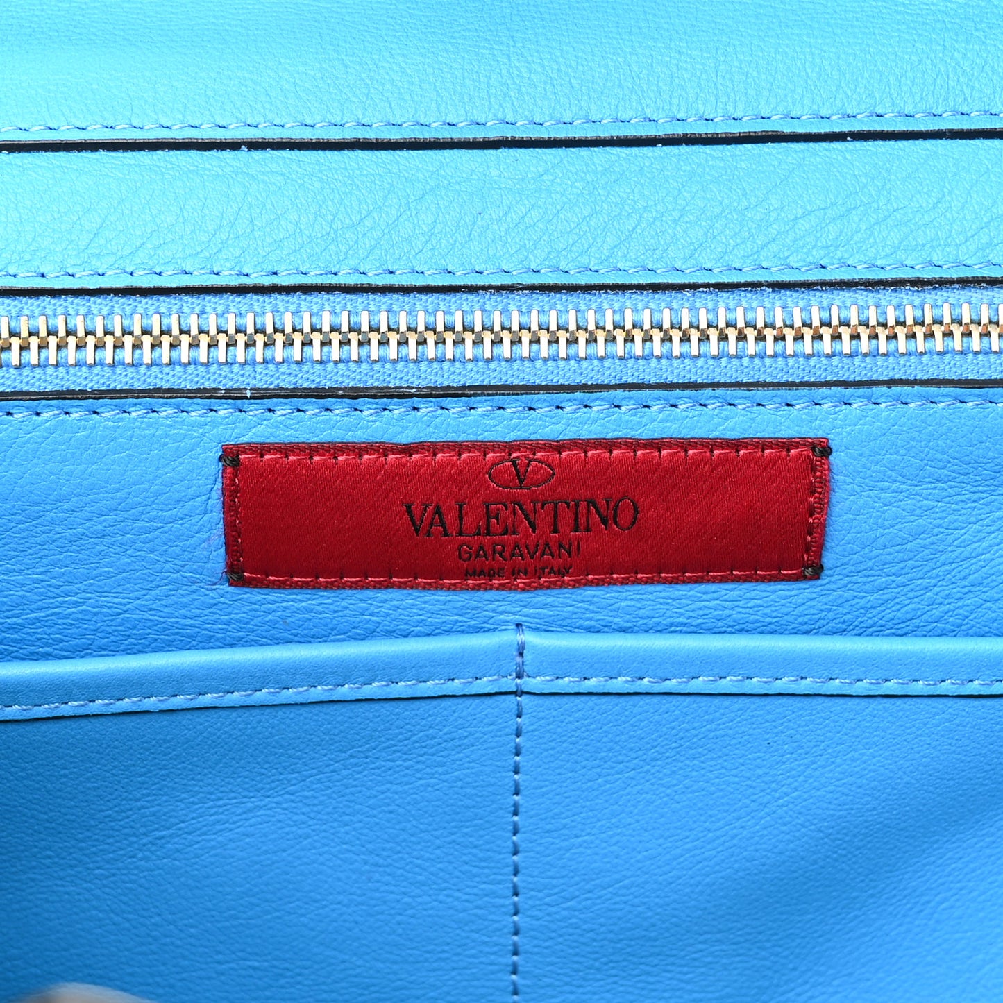 Vitello Medium Rockstud Tote Blue Fluo