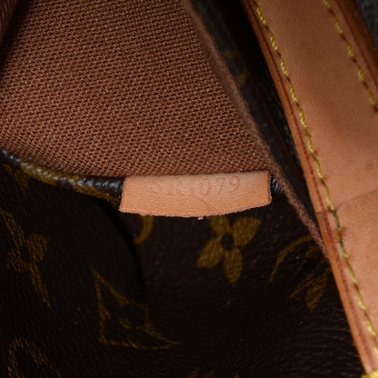 Louis Vuitton Monogram Totally MM 7 of 7