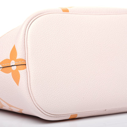 Louis Vuitton Empreinte Monogram Giant By The Pool Marshmallow Hobo Cream Saffron 9 of 12