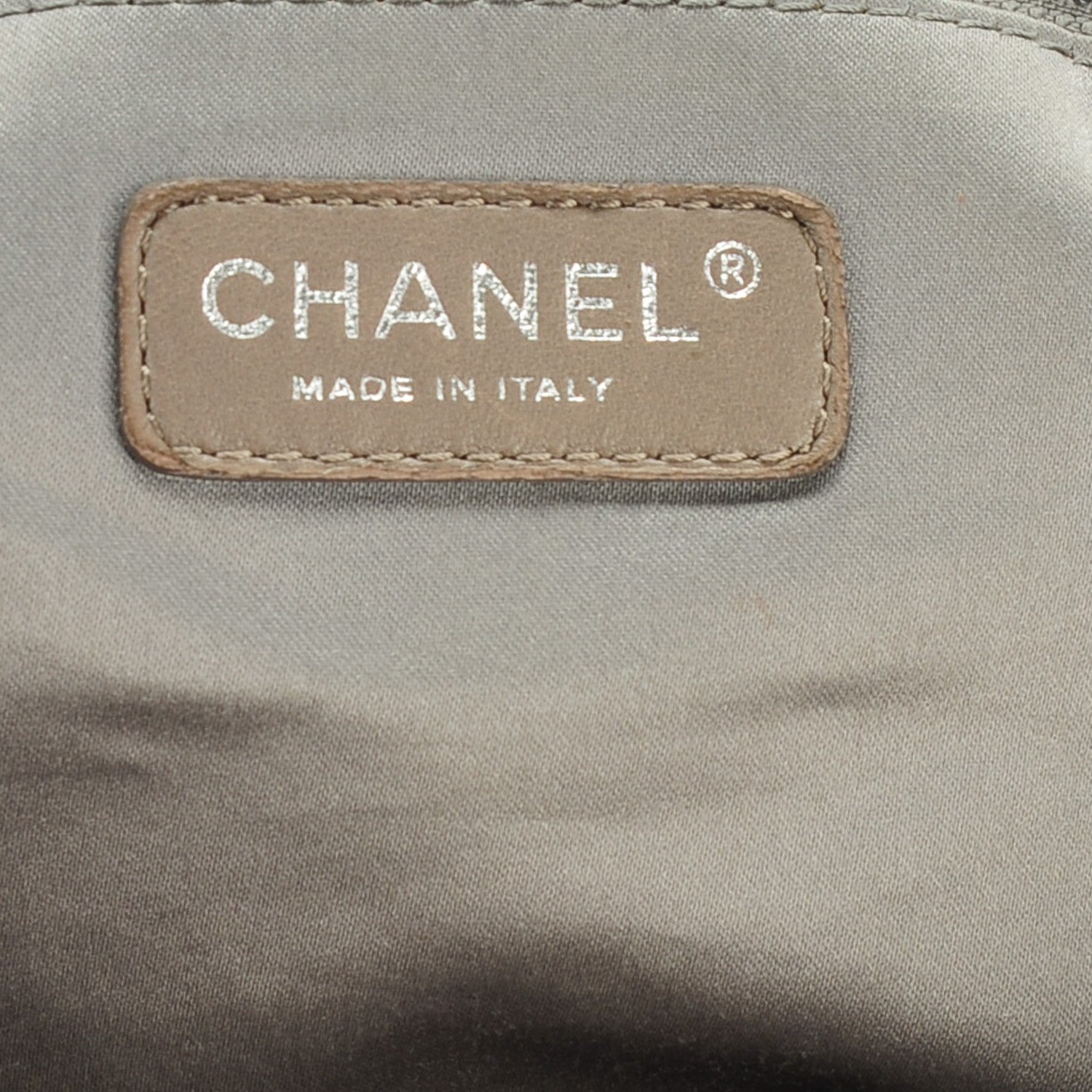 Chanel Glazed Calfskin Twisted Maxi Flap Black 6 of 7