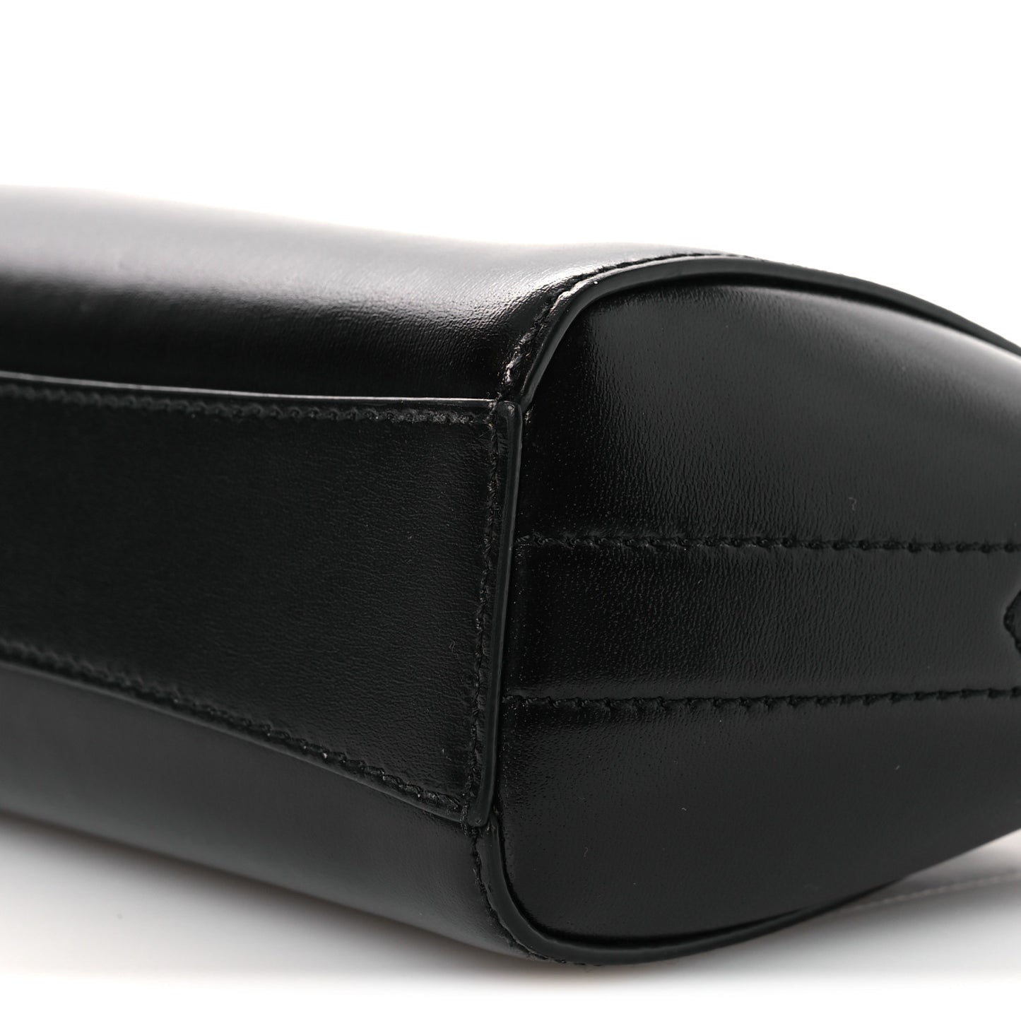 X CHITO Box Calfskin 4G Printed XS Graffiti Antigona Black White