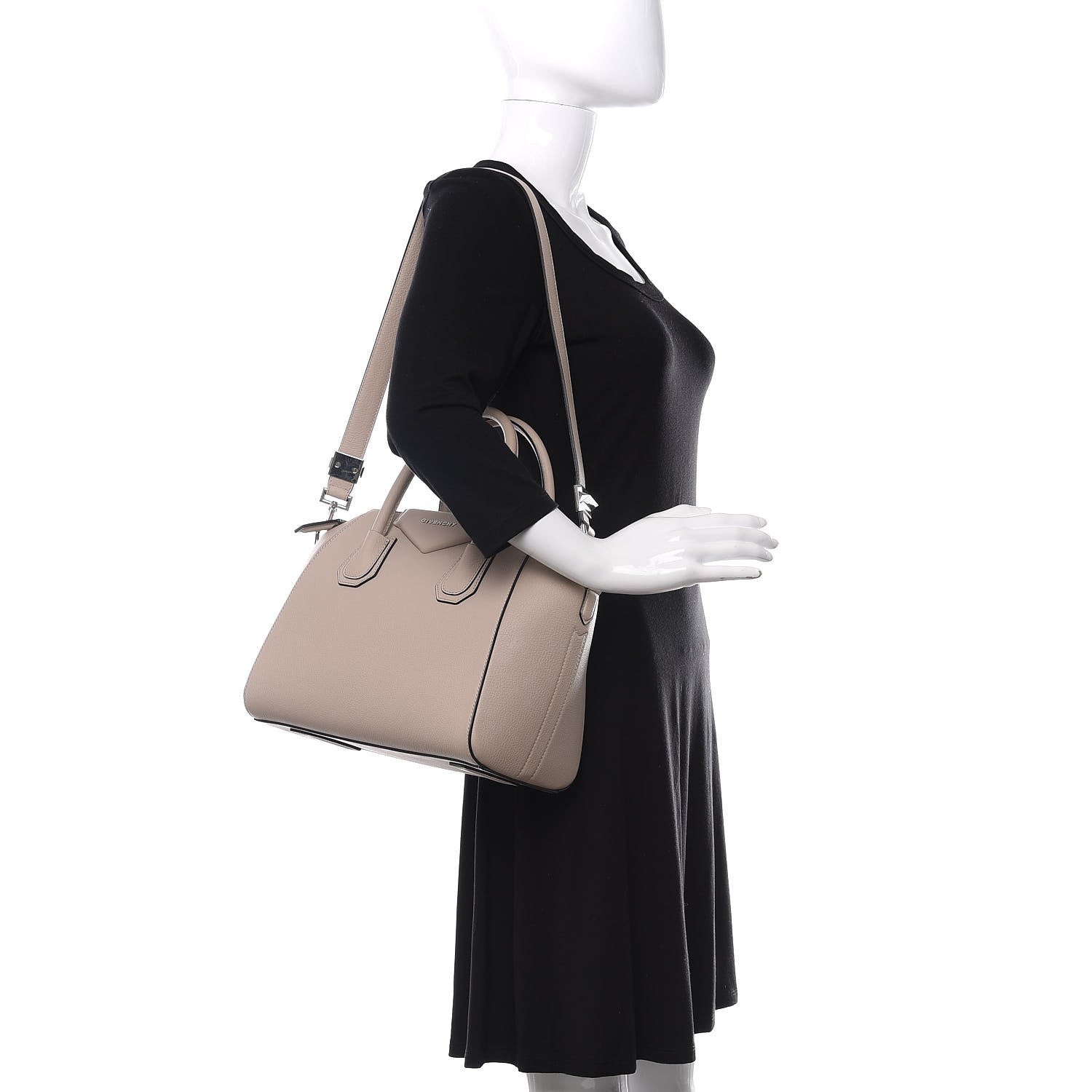 Givenchy Sugar Goatskin Small Antigona Dune 2 of 11