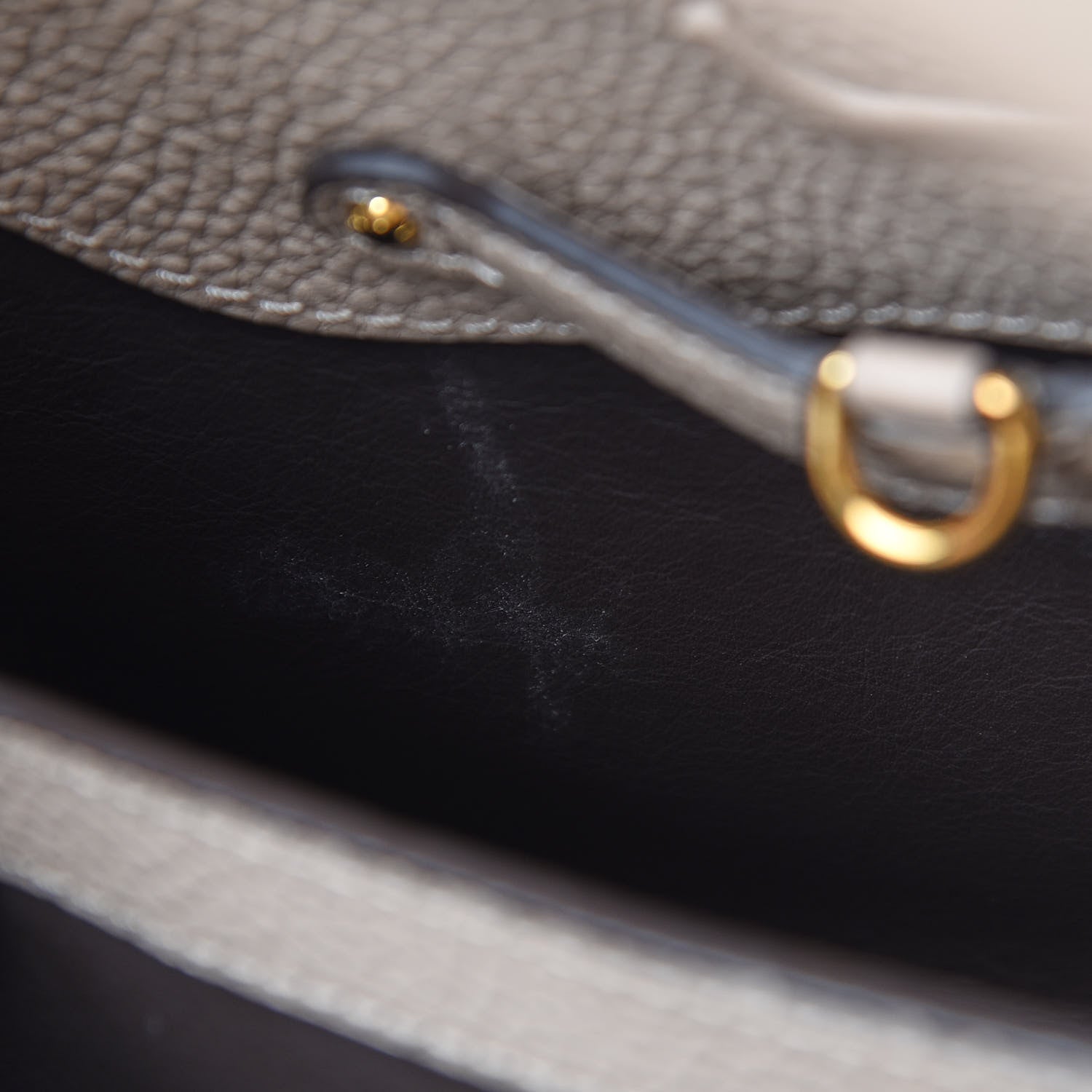Louis Vuitton Taurillon Capucines PM Galet 12 of 13