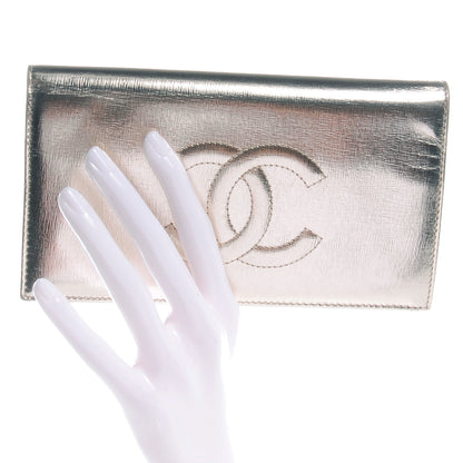 Chanel Calfskin Yen Wallet Metallic 2 of 7