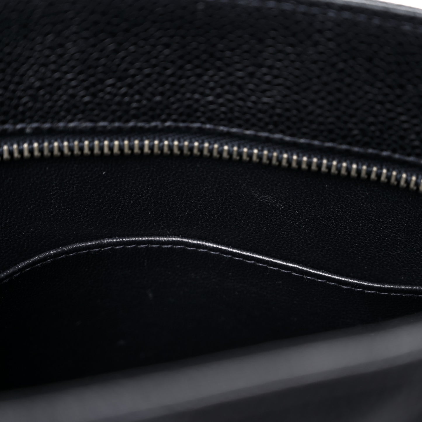 Caviar Quilted Medallion Tote Navy