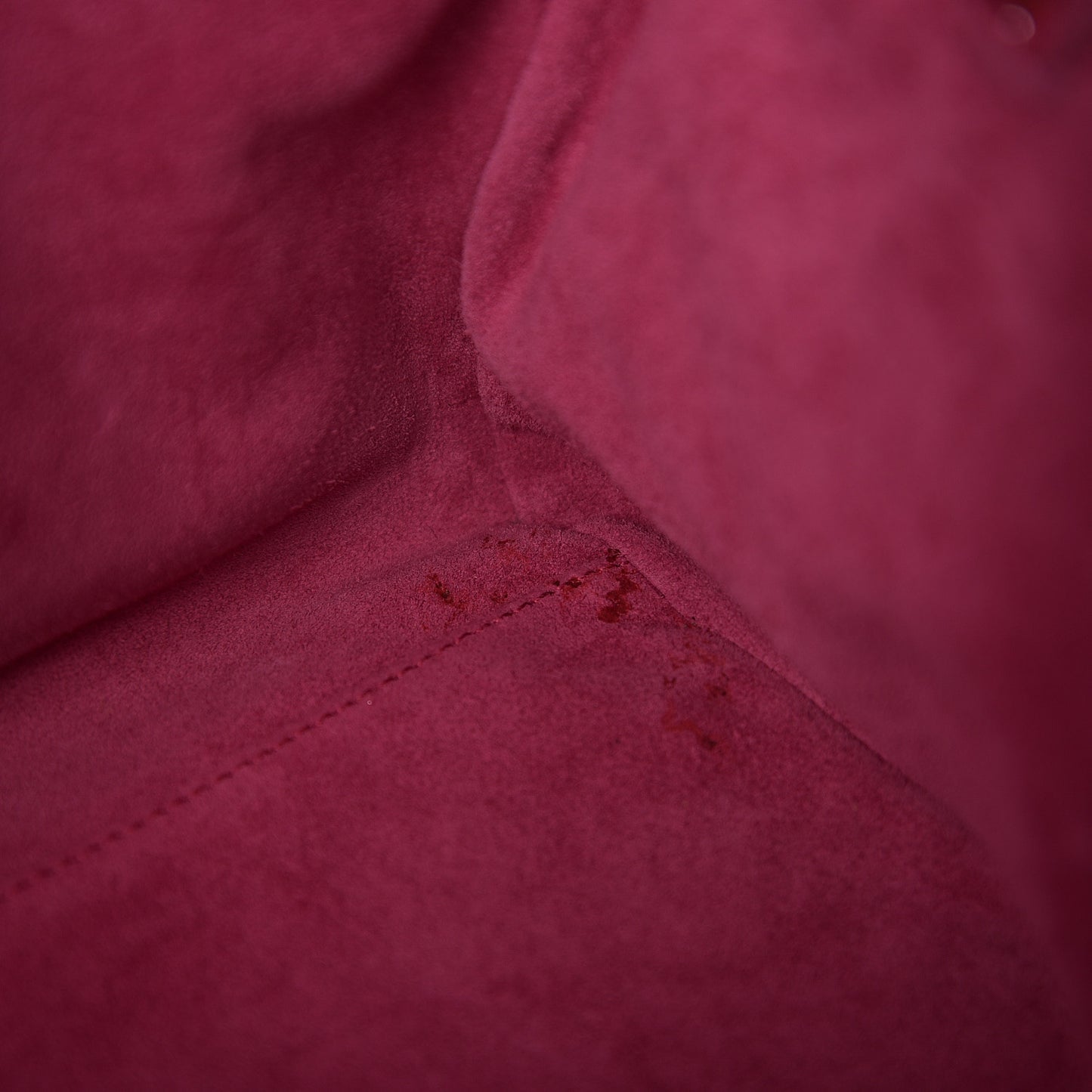 Calfskin Classic Duffle 6 Fuchsia