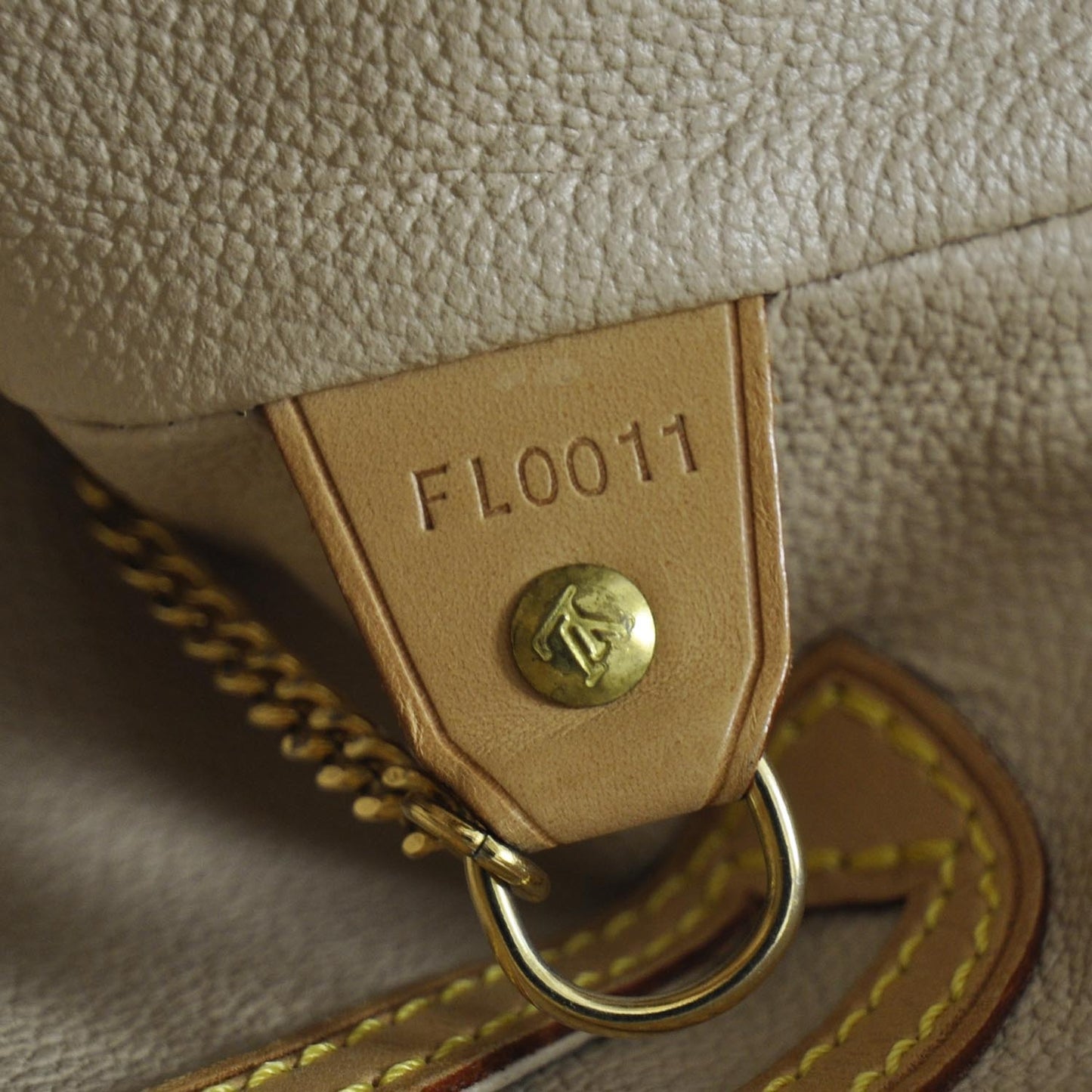 Monogram Petit Bucket 23