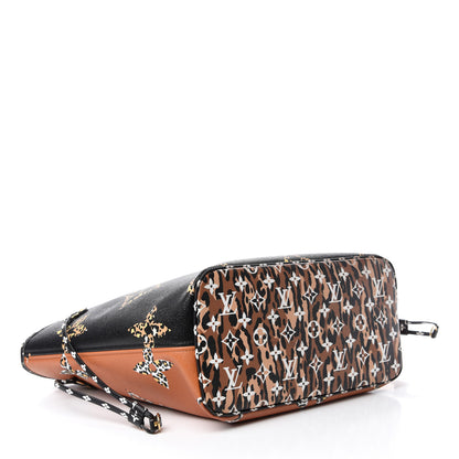 Louis Vuitton Monogram Giant Jungle Neverfull MM Black 5 of 13