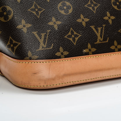 Louis Vuitton Monogram Alma GM 9 of 10