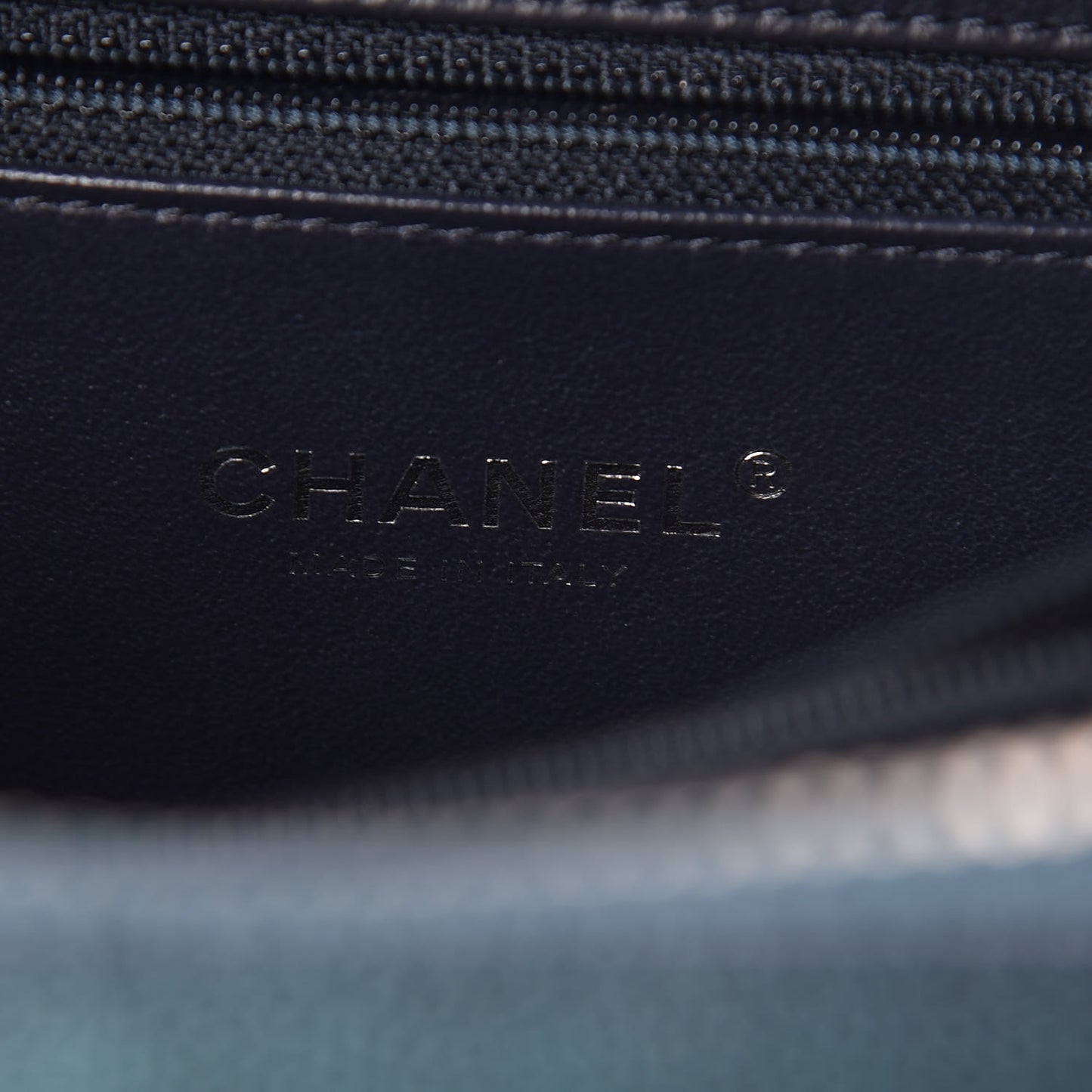 Iridescent Caviar Quilted Medium CC Filigree Vanity Case Dark Turquoise