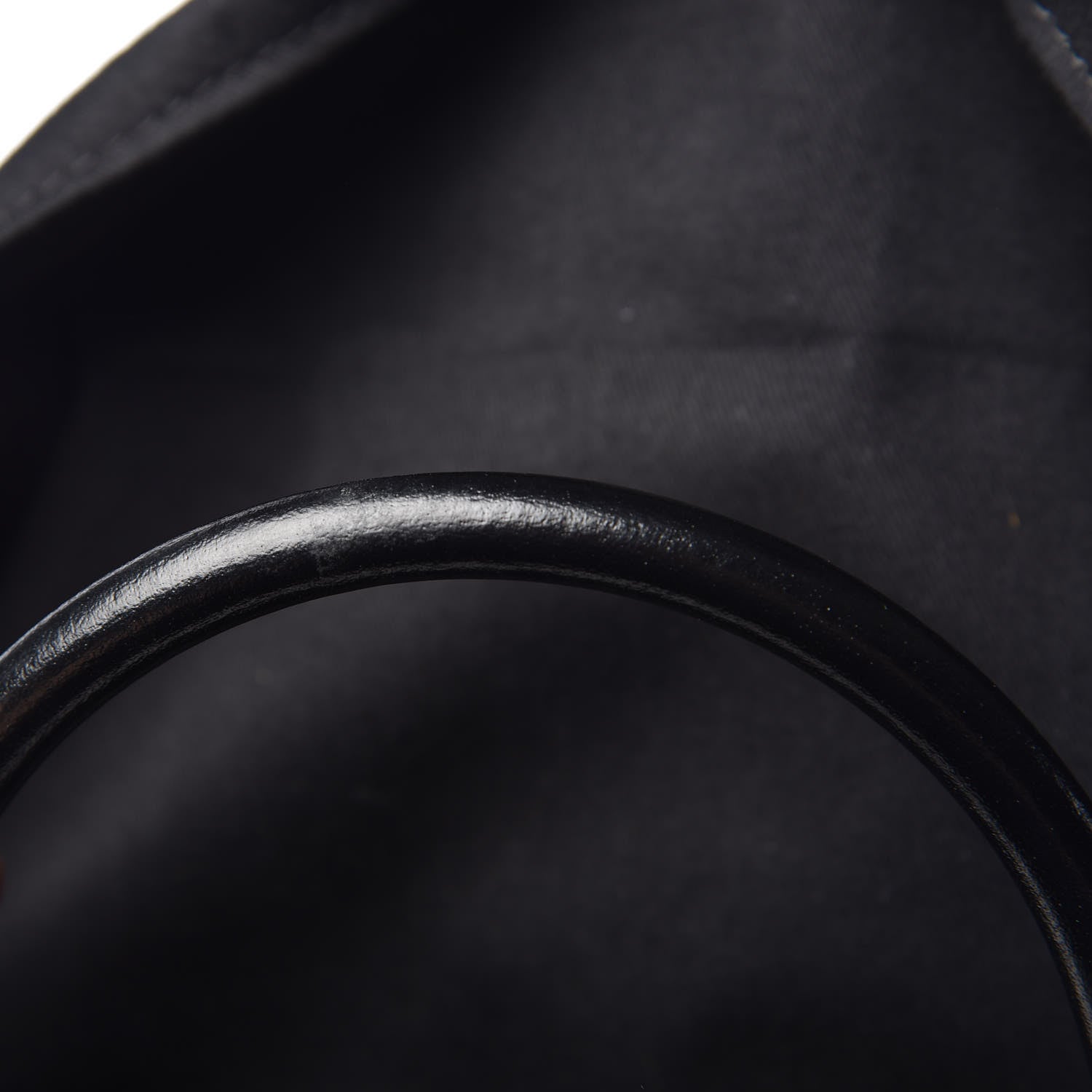 Givenchy Shiny Lord Calfskin Small Antigona Black 17 of 18