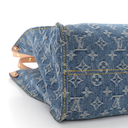 Louis Vuitton Monogram Denim Onthego MM Blue 8 of 9
