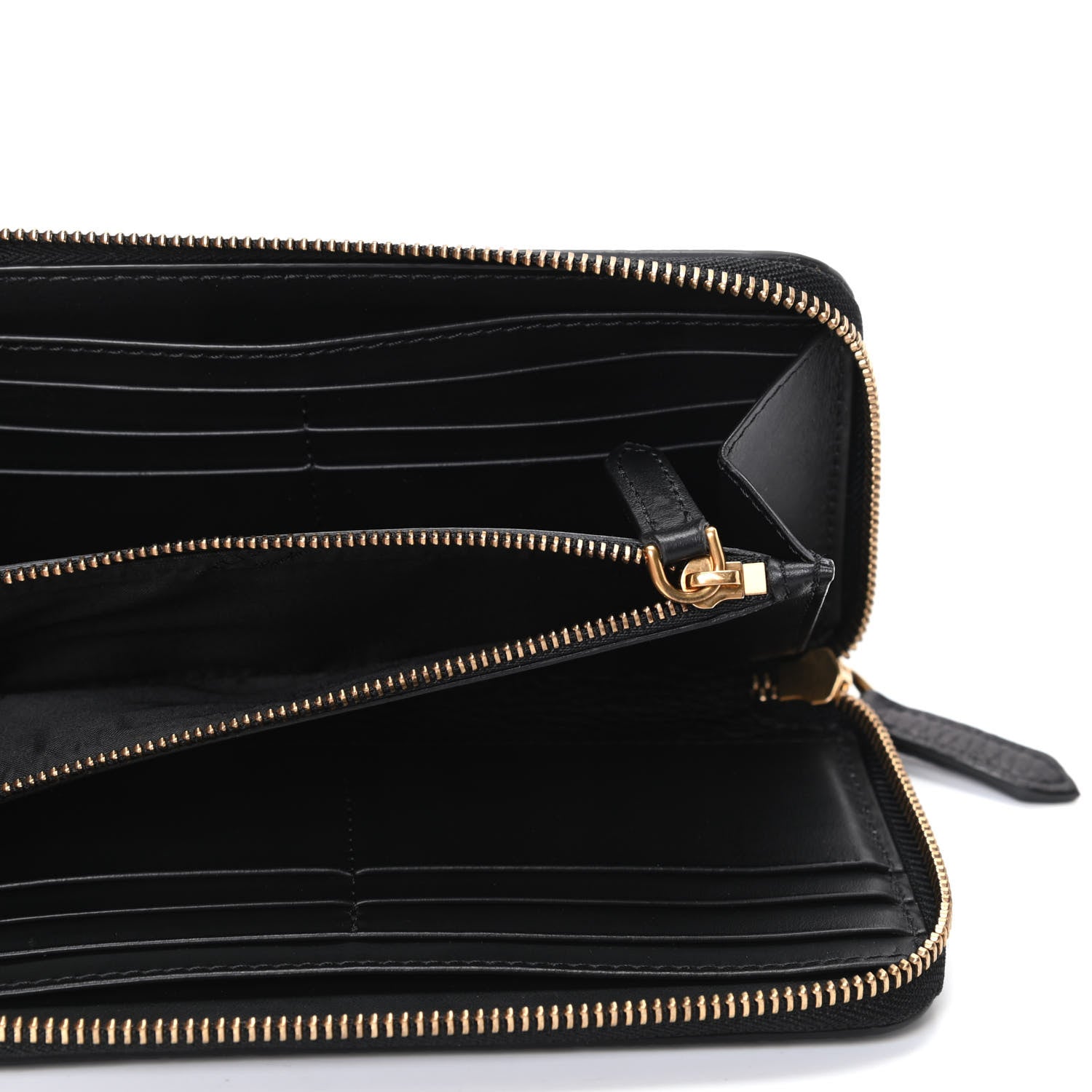 Burberry Soft Grain Elmore Zip Around Wallet Black 5 of 7