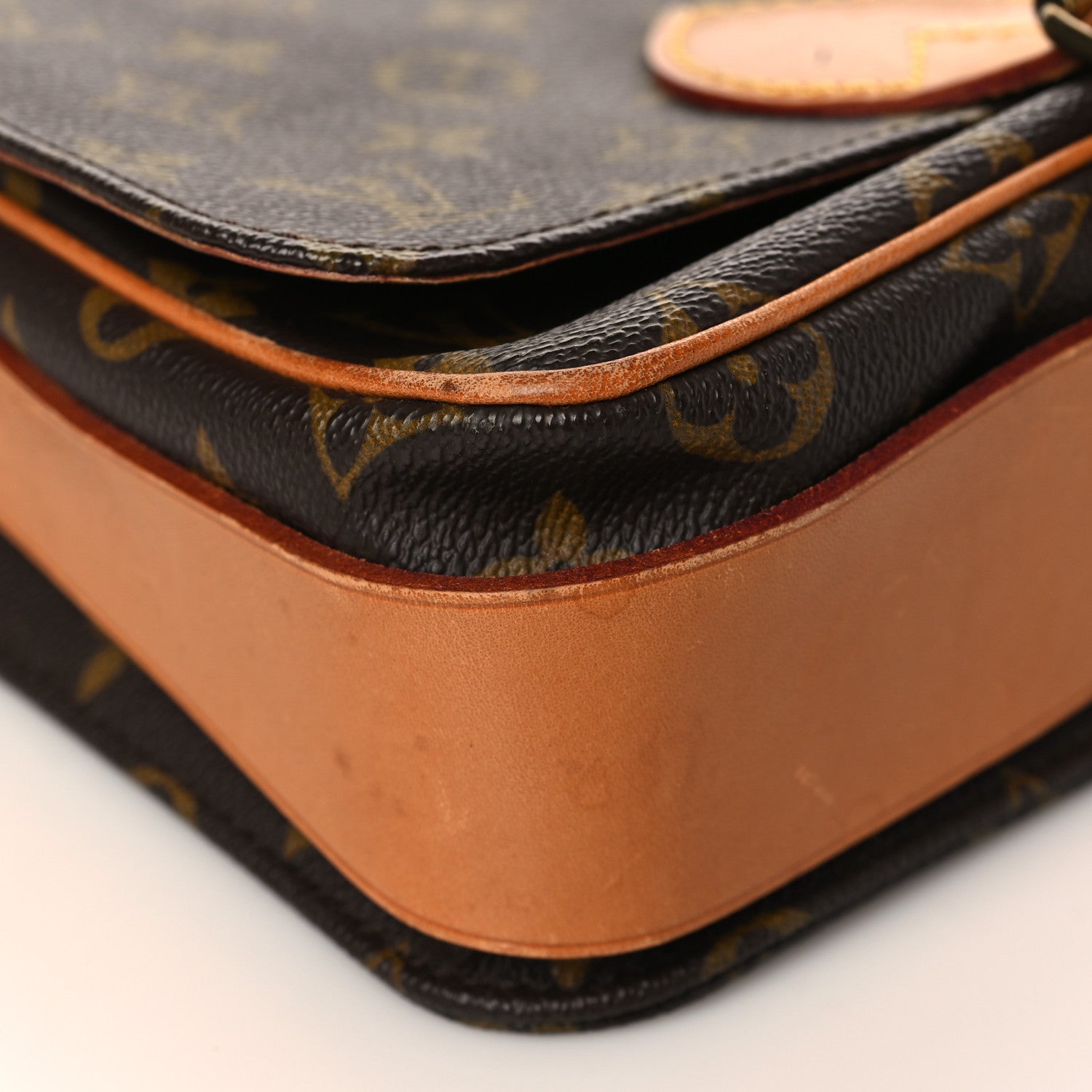 Louis Vuitton Monogram Cartouchiere 22 7 of 10