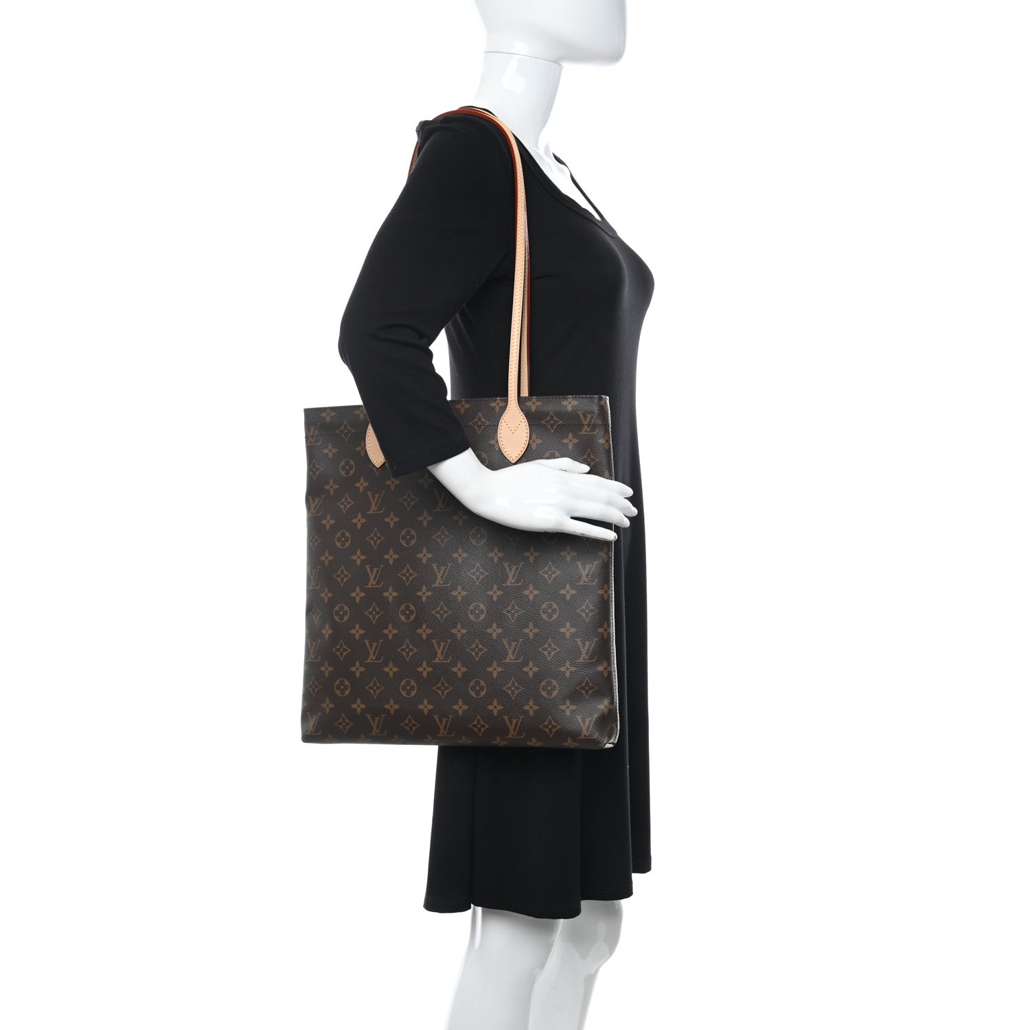 Louis Vuitton Monogram Carry It 2 of 11